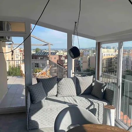 Apartment Penthouse In Sunny