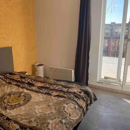 Апартаменти Penthouse In Sunny *